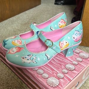 Hot chocolate design heels fish and kitsch chocolaticas